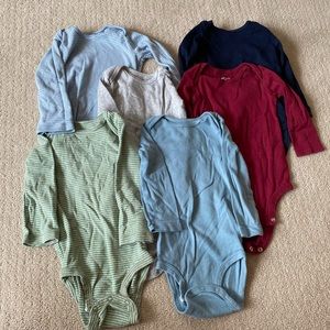 Toddler, 18month onesies. ALL 6 included